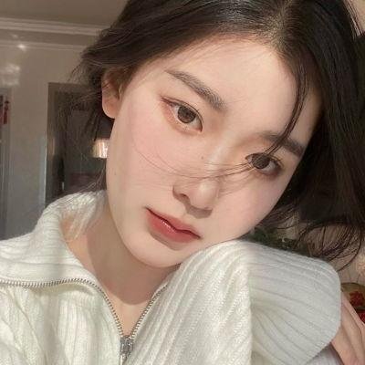 穿越成反派，我拒交兵权